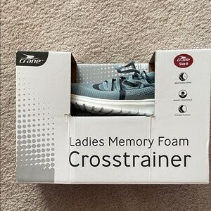 Blue Crane Ladies Memory Foam Crosstrainers Athletic Sneakers Size 8